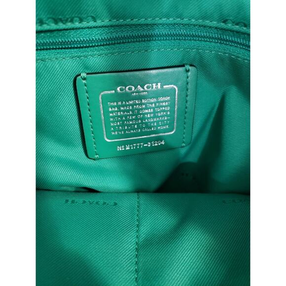COACH Taylor Tote Handbag New York Skyline Limited Edition Macys M1777-31204 - Picture 9 of 10